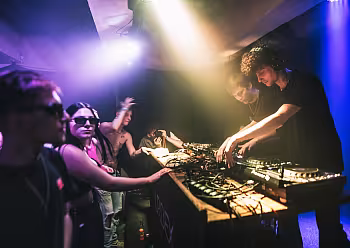 djing 2