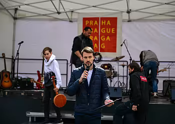 Moderování akce na náměstí
